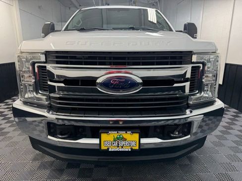 Used 2019 Ford F250 XLT AWD/4WD image 2