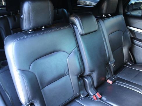 Used 2016 Ford Explorer XLT w/ Equipment Group 202A FWD image 24