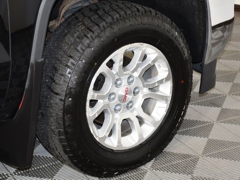 Used 2017 GMC Sierra 1500 SLT w/ SLT Premium Package AWD/4WD image 43