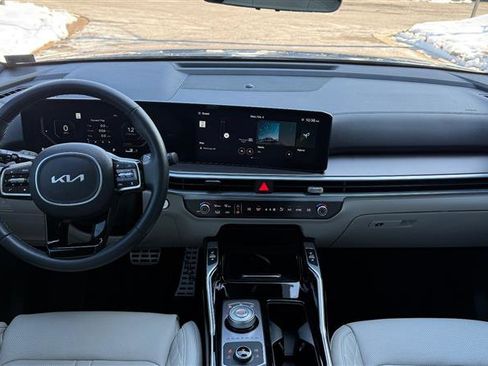 Used 2025 Kia Sorento SX Prestige image 25