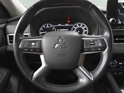 Used 2022 Mitsubishi Outlander SEL image 22