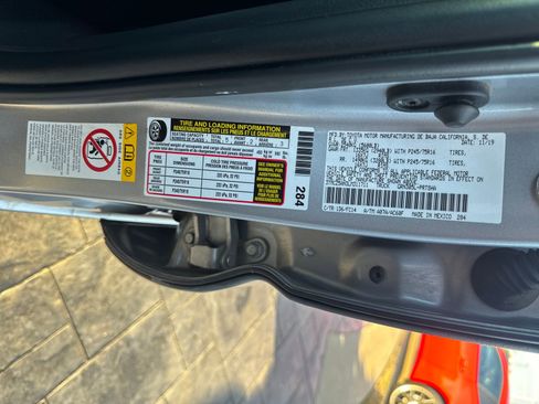 Used 2020 Toyota Tacoma SR5 image 25