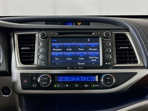 Used 2016 Toyota Highlander Limited Platinum image 24