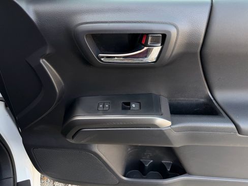 Used 2023 Toyota Tacoma TRD Sport w/ Advanced Technology Package image 29