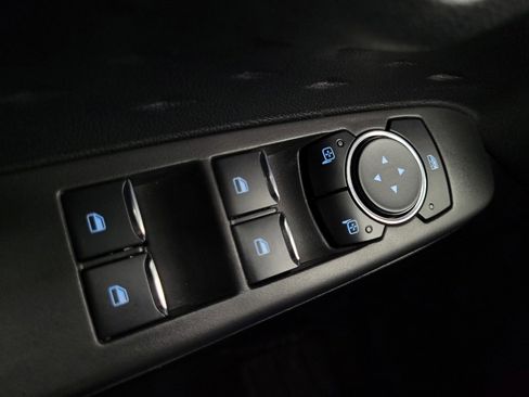 Used 2020 Ford Escape SE FWD image 27