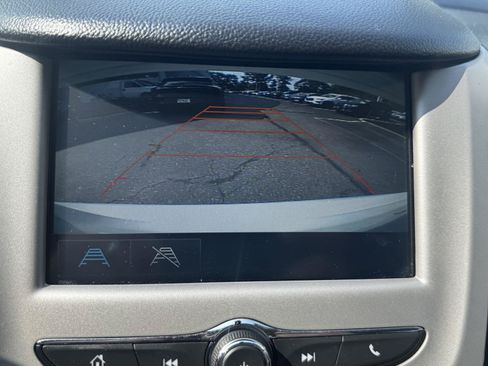 Certified 2017 Chevrolet Cruze LS FWD image 20