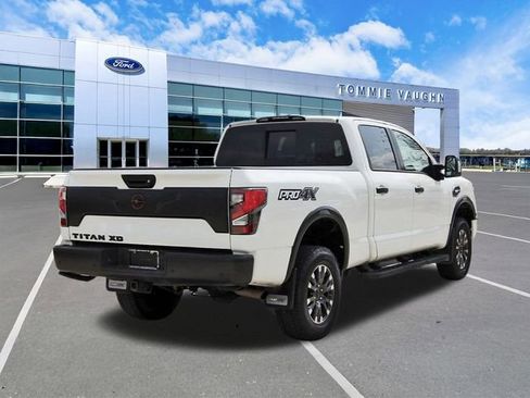Used 2024 Nissan Titan PRO-4X image 4