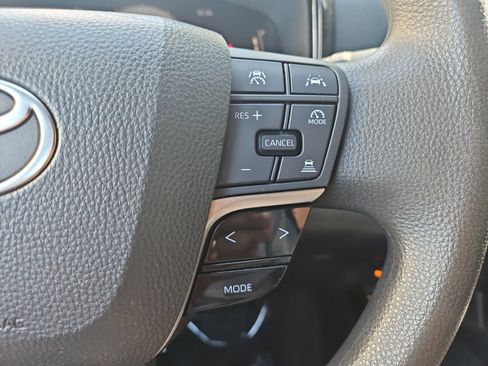 Used 2025 Toyota Camry LE FWD image 29