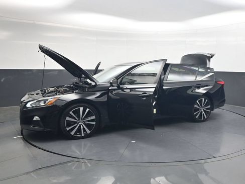 Used 2021 Nissan Altima 2.5 SR w/ SR Premium Package FWD image 54