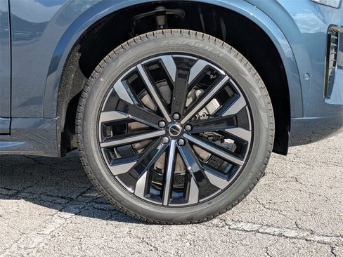 New 2026 Volvo XC90 B6 Ultra w/ Protection Package Premier image 11