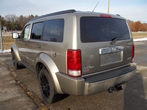 Used 2007 Dodge Nitro SLT image 3