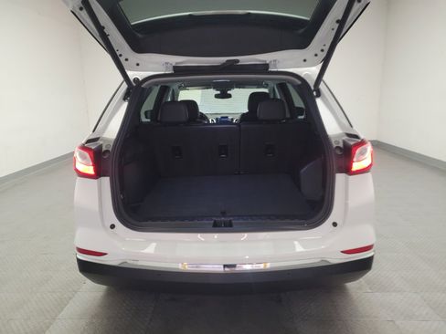 Used 2021 Chevrolet Equinox Premier w/ Redline Edition image 29