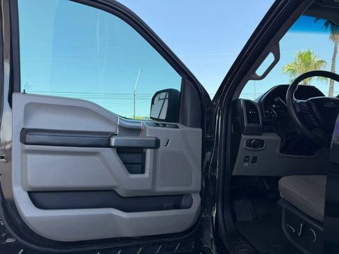 Used 2018 Ford F150 XLT w/ Equipment Group 302A Luxury AWD/4WD image 35