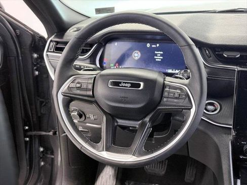 Certified 2024 Jeep Grand Cherokee L Altitude image 27