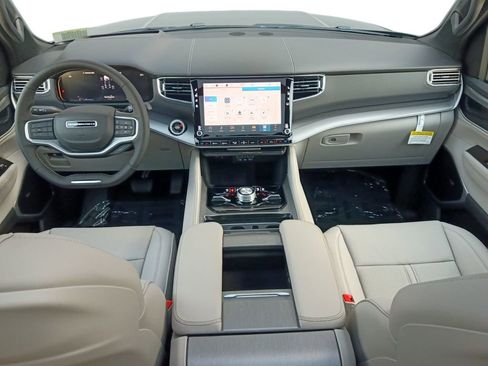 New 2026 Jeep Grand Wagoneer L Limited AWD/4WD image 20