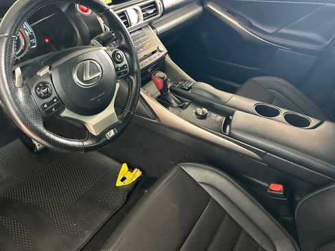Used 2016 Lexus IS 350 w/ F Sport Package RWD image 7