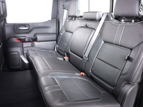 Used 2019 Chevrolet Silverado 1500 High Country image 44