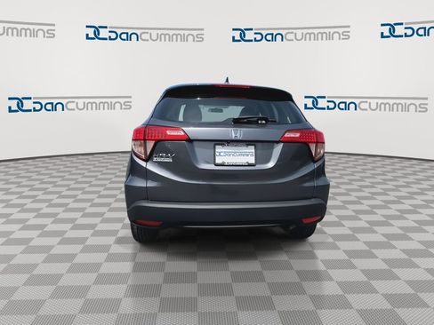 Used 2016 Honda HR-V LX image 7