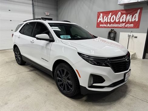 Used 2022 Chevrolet Equinox RS w/ RS Leather Package image 1