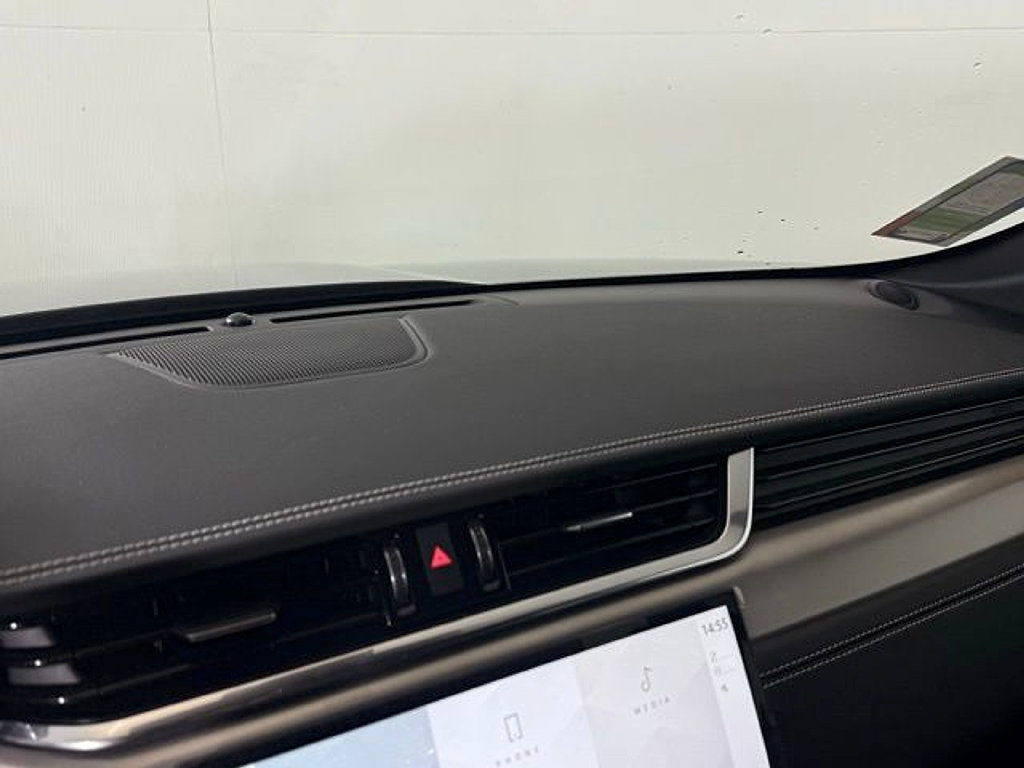 New 2026 Jaguar F-PACE R-Dynamic S AWD/4WD image 30