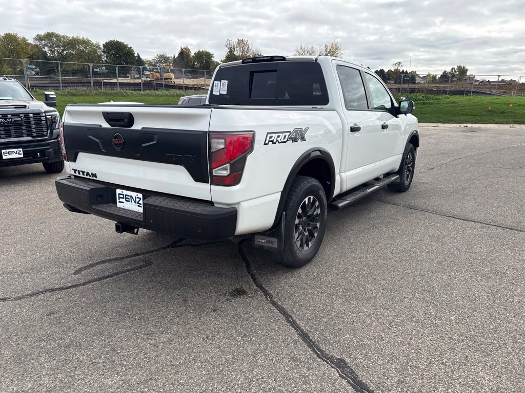Used 2021 Nissan Titan PRO-4X AWD/4WD image 7