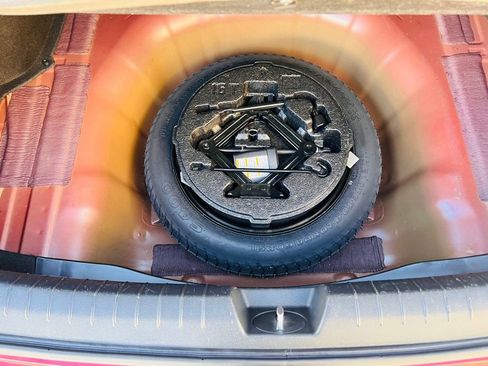 Used 2016 Hyundai Sonata Sport w/ Option Group 1V image 32