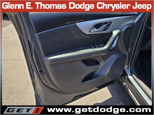 Used 2019 Chevrolet Blazer LT FWD image 24