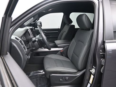 Used 2024 RAM 1500 Big Horn AWD/4WD image 19