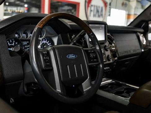 Used 2016 Ford F350 Platinum w/ FX4 Off-Road Package AWD/4WD image 16