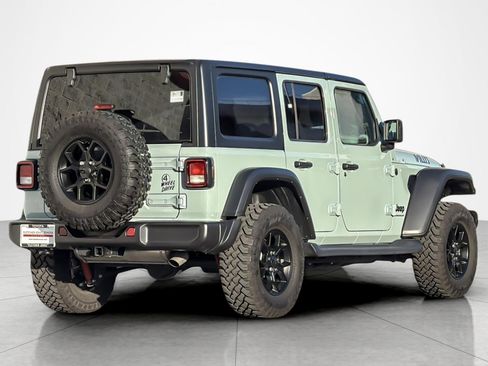 Used 2024 Jeep Wrangler Willys image 5
