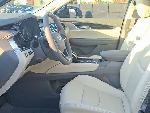 New 2025 Cadillac XT6 Premium Luxury w/ Technology Package image 8