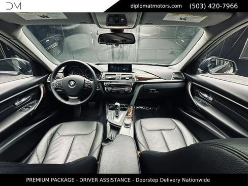 Used 2017 BMW 320i Sedan RWD image 41