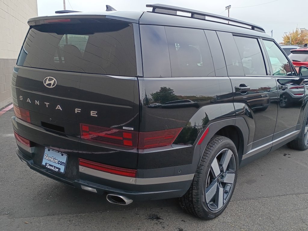 Used 2024 Hyundai Santa Fe Limited AWD/4WD image 5