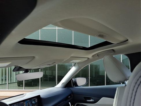 New 2026 Nissan Sentra SL w/ Floor Mat Package FWD image 15