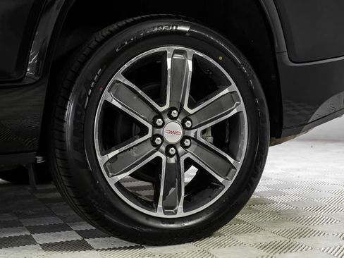 Used 2019 GMC Acadia Denali AWD/4WD image 59