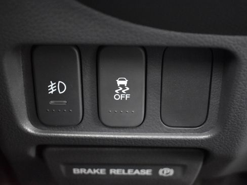 Used 2014 Honda Ridgeline SE image 46