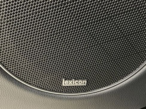 Used 2023 Genesis GV70 2.5T Advanced w/ Advanced Package image 27