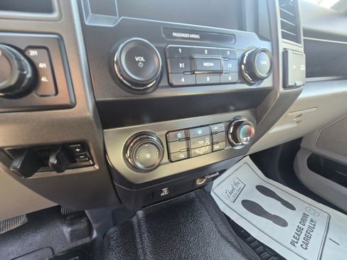 Used 2022 Ford F250 XL w/ Power Equipment Group image 13