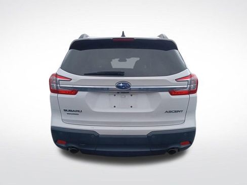 Used 2025 Subaru Ascent Premium image 3