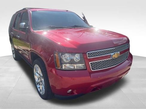 Used 2014 Chevrolet Tahoe LTZ image 7