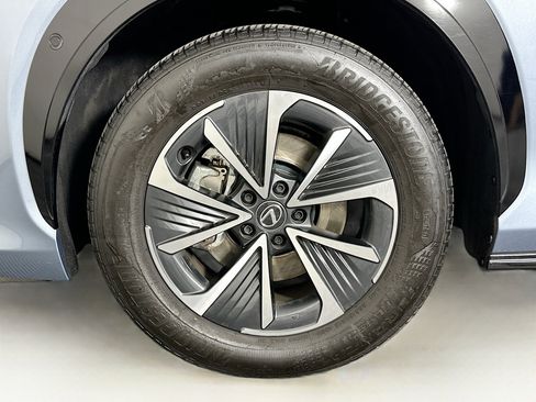 Used 2023 Lexus RZ 450e Premium w/ Technology Package image 11