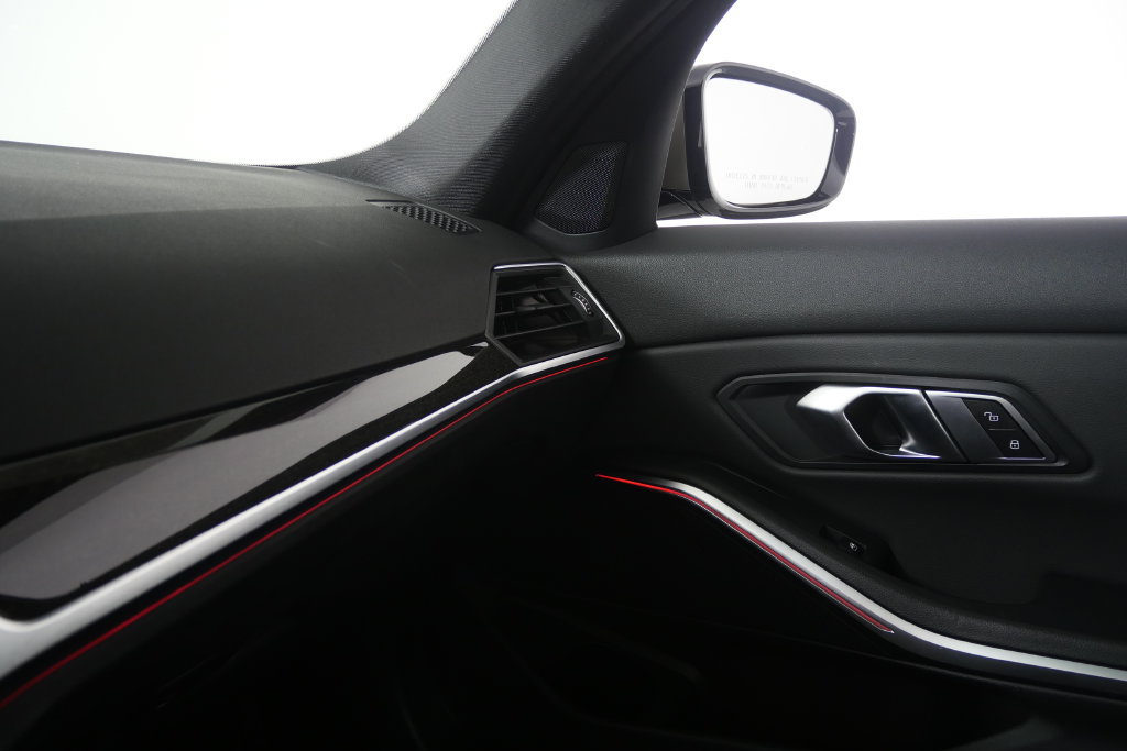 Used 2022 BMW M340i RWD image 26