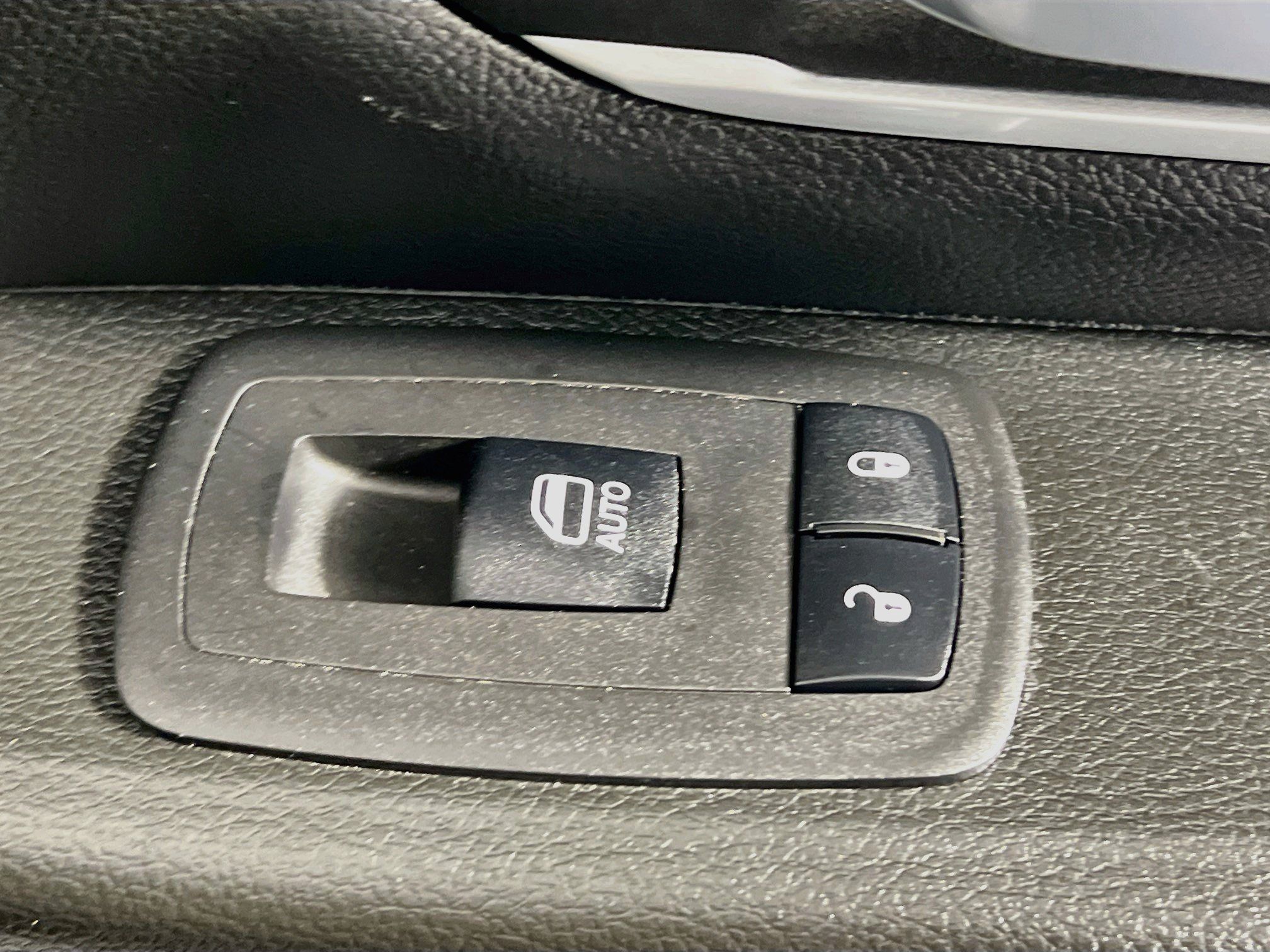 Used 2023 RAM 1500 Big Horn AWD/4WD image 31