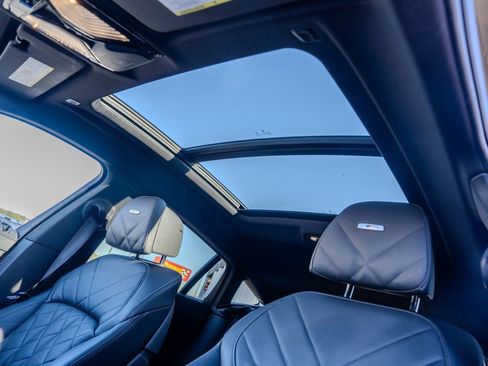 Used 2023 BMW X6 xDrive40i w/ M Sport Package image 18