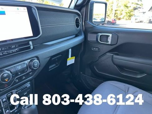 Used 2026 Jeep Wrangler Unlimited Rubicon 392 AWD/4WD image 26