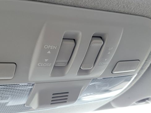 Used 2015 Subaru Impreza 2.0i Premium image 28