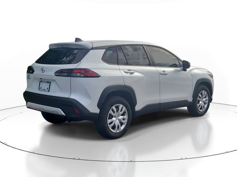 Certified 2026 Toyota Corolla Cross L FWD image 7