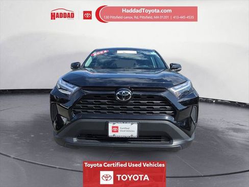 Certified 2024 Toyota RAV4 LE AWD/4WD image 9