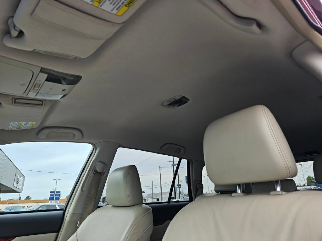 Used 2011 Subaru Outback 2.5i Limited AWD/4WD image 23
