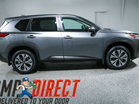 Used 2023 Nissan Rogue SV FWD image 6